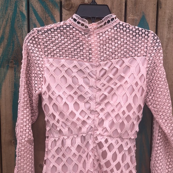 NWT Vutti High Neck Crochet Lace Long Sleeve Mini Dress Pink Small - Picture 5 of 6